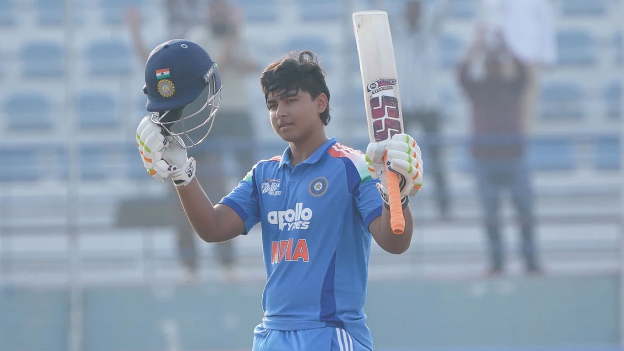 ঝোড়ো সেঞ্চুরিতে ভারতের হয়ে রেকর্ড গড়লেন সূর্যবংশী